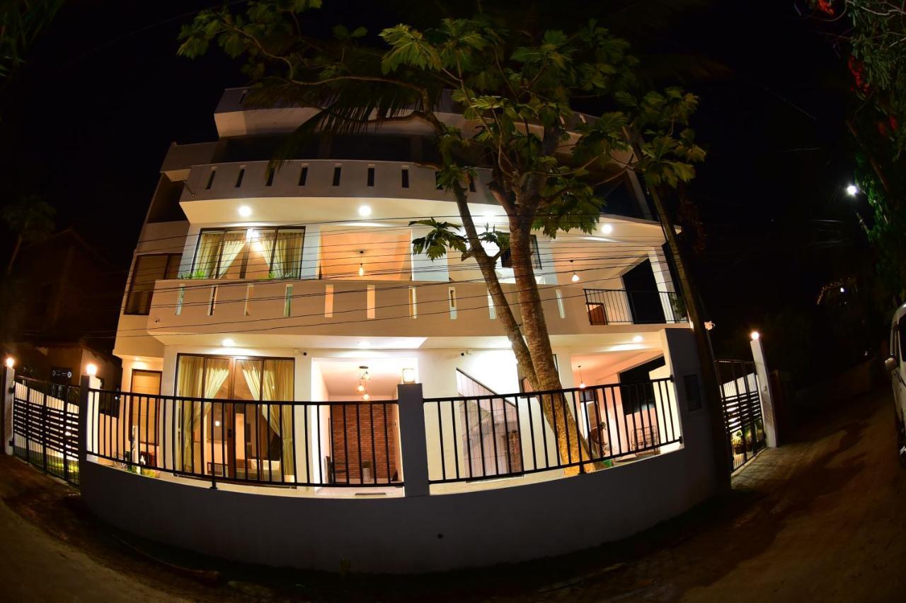 Lily Holiday Apartments Hikkaduwa Exterior foto