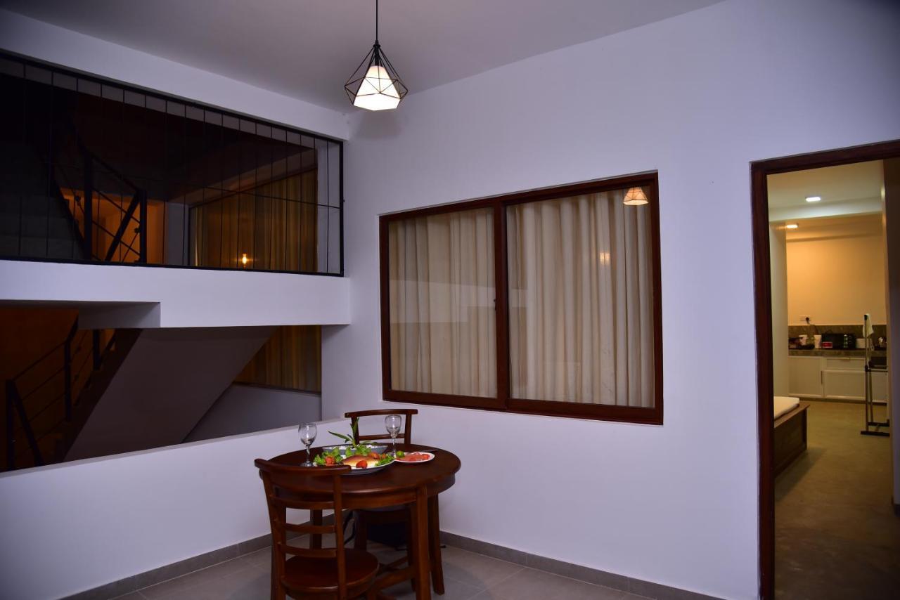 Lily Holiday Apartments Hikkaduwa Exterior foto